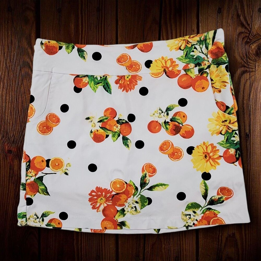 Zac & Rachel Women's Skort Size XL aprox. Stunning Oranges Graphic Print